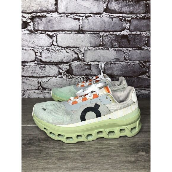 On Cloud Wide Lime Green Gray White LaceUp Gym Running Shoes Women Sz 39EU/8M US - Picture 1 of 16